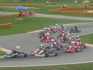 Stiff competition in the 20 kart junior grid