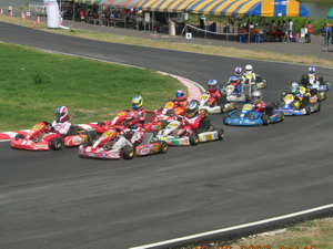 Sandy Stuvik leading the field for start of Heat 2